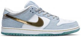 Sean Cliver x Dunk Low SB Holiday Special DC9936-100