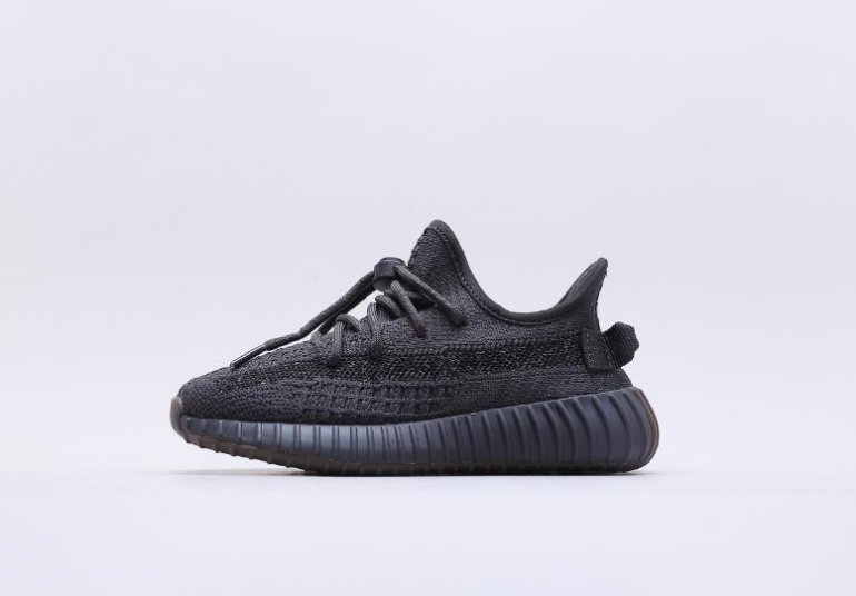 Kids Adidas Yeezy 350 V2 Black Kids Adidas Yeezy 350 V2 Black