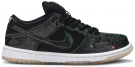 SB Dunk Low TRD QS Galaxy 883232-001