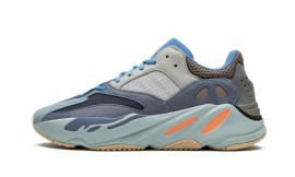 Yeezy Boost 700 Shoes “Carbon Blue”