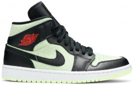 Wmns Air Jordan 1 Mid SE Black Barely Volt CV5276-003