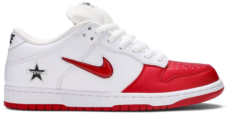 Supreme x Dunk SB Low Varsity Red CK3480-600 Supreme x Dunk SB Low Varsity Red CK3480-600