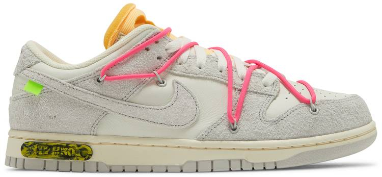 Off-White x Dunk Low Lot 17 of 50 DJ0950-117 Off-White x Dunk Low Lot 17 of 50 DJ0950-117